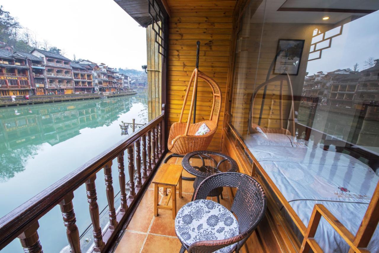 Fenghuang Memory Linjiang Inn Exterior foto