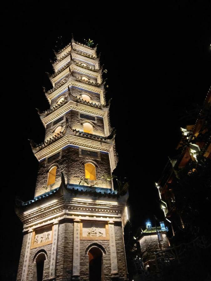 Fenghuang Memory Linjiang Inn Exterior foto